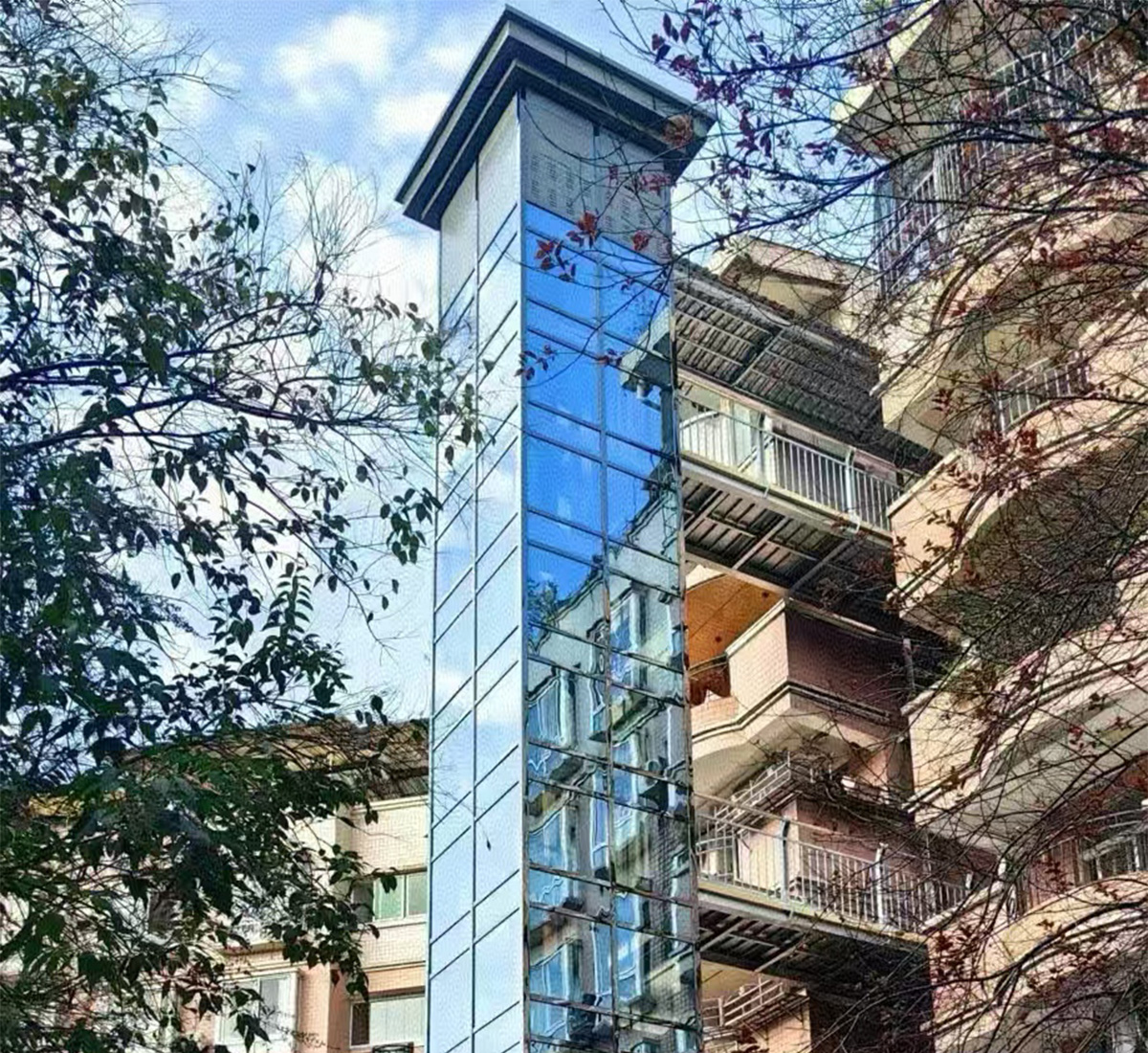 不锈钢边框+全玻璃（免吊装免搭架）